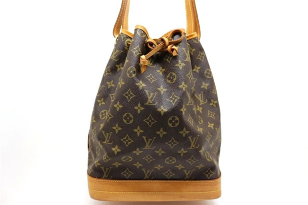LOUIS VUITTON Noe Shoulder Bag Monogram